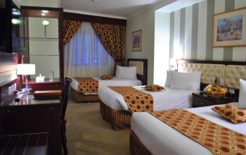 Triple room hotel web site