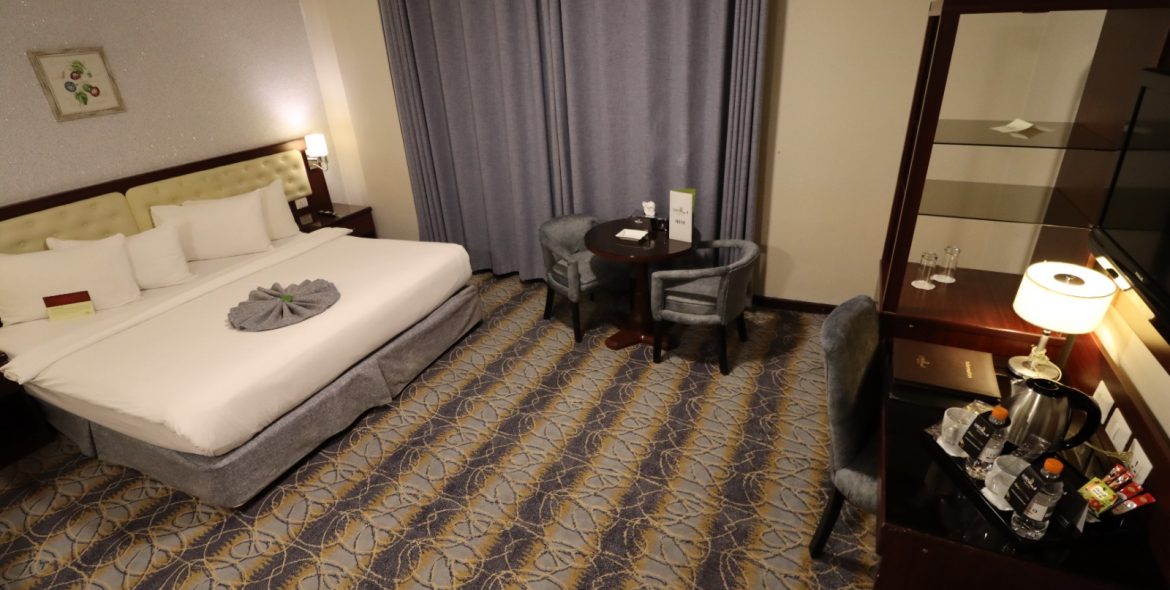 Deluxe King Size Bedroom